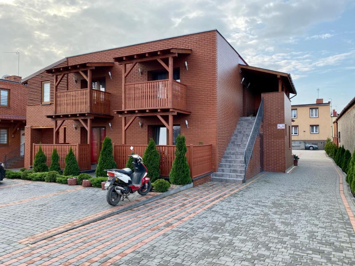 Klinkierowa Rezydencja Gniezno Exterior foto